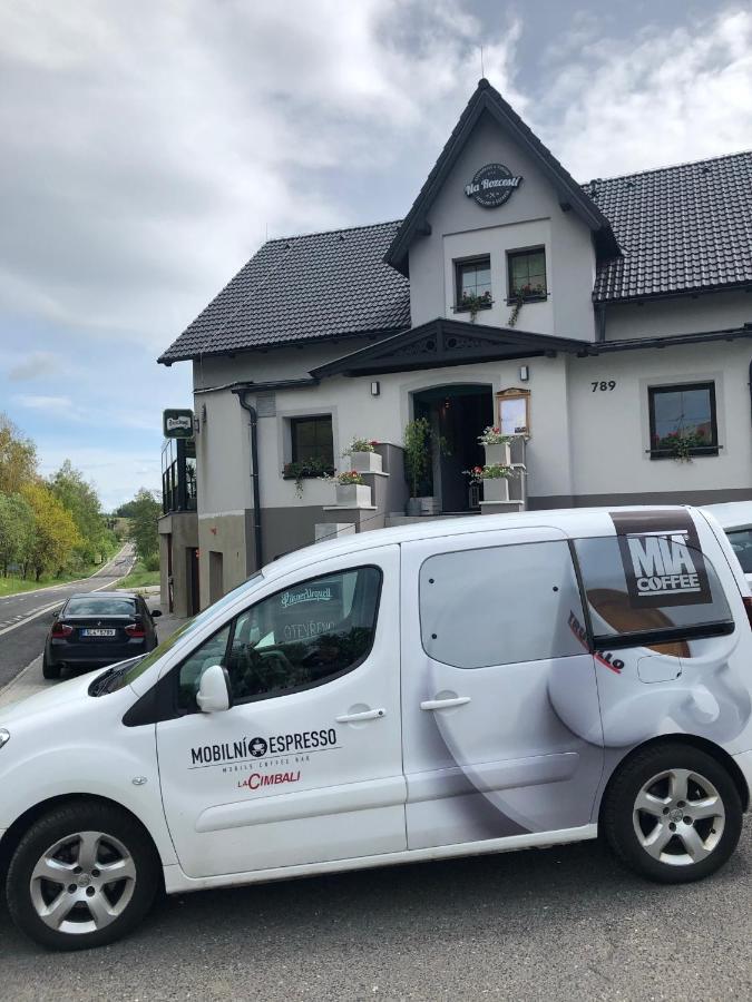 Na Rozcesti Frydlant Hotell Eksteriør bilde